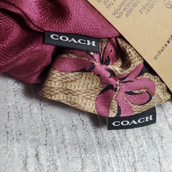 Coach‎ Signature Bow Print Hair Ties Set 2-Pack Tan Pink Silk Blend CAA31 NWT main image 4
